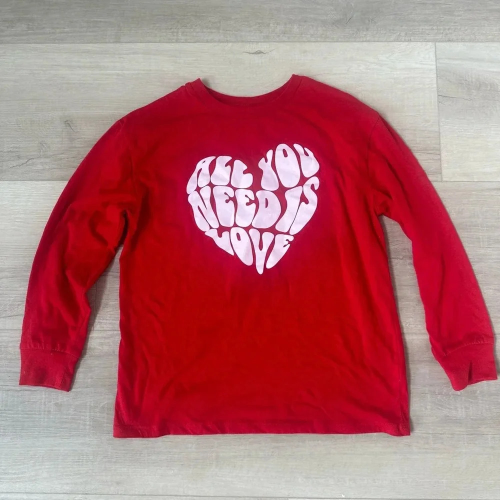 art class Medium Size 8 all you need is love long sleeve tee